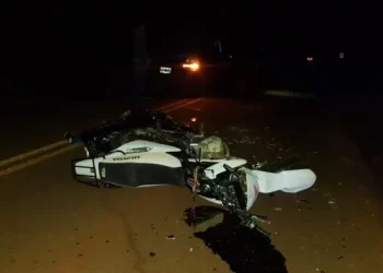 Murió un motociclista al chocar contra una camioneta en Colonia Flora