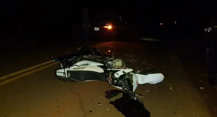 Murió un motociclista al chocar contra una camioneta en Colonia Flora