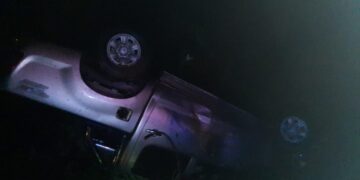 Dos jóvenes y un niño terminaron internados en Oberá tras un vuelco