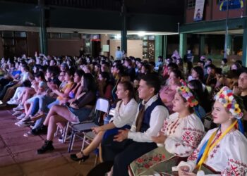 Oberá: la elección de Reyes cobró protagonismo en la Estudiantina 2023