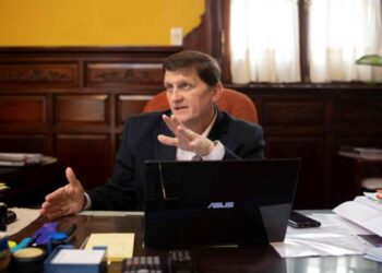 Adolfo Safrán: «Misiones no gasta más de lo que recauda, no toma deuda para gastos corrientes y no se endeuda para pagar sueldos»