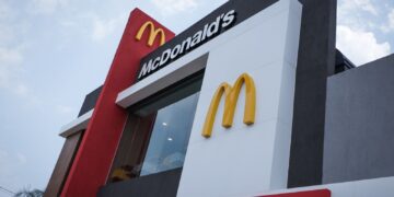 En medio de la recesión nacional, McDonald’s apuesta a Misiones y busca cubrir 60 puestos de trabajo