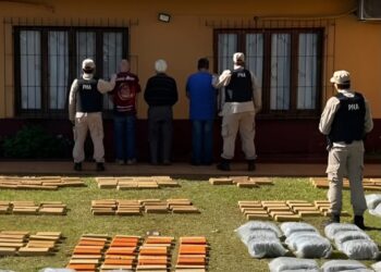 Prefectura detuvo a tres personas y secuestró más de 550 kilos de droga en Misiones